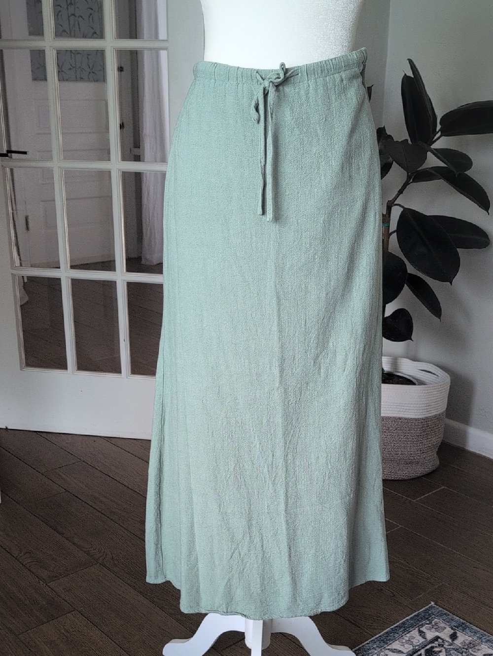 Elleven Linen Rayon Blend Sage Green Skirt Large